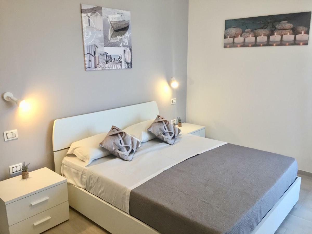 Le Domus Modern Apartments Cagliari Su Forti Eksteriør bilde