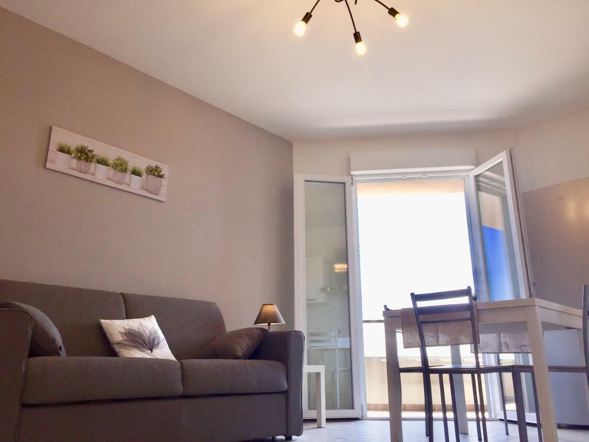 Le Domus Modern Apartments Cagliari Su Forti Eksteriør bilde