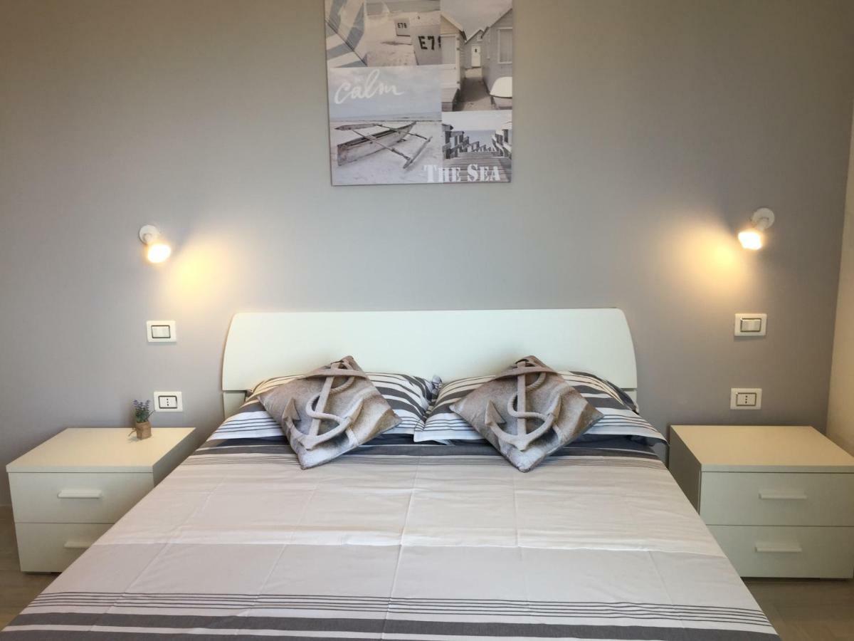 Le Domus Modern Apartments Cagliari Su Forti Eksteriør bilde