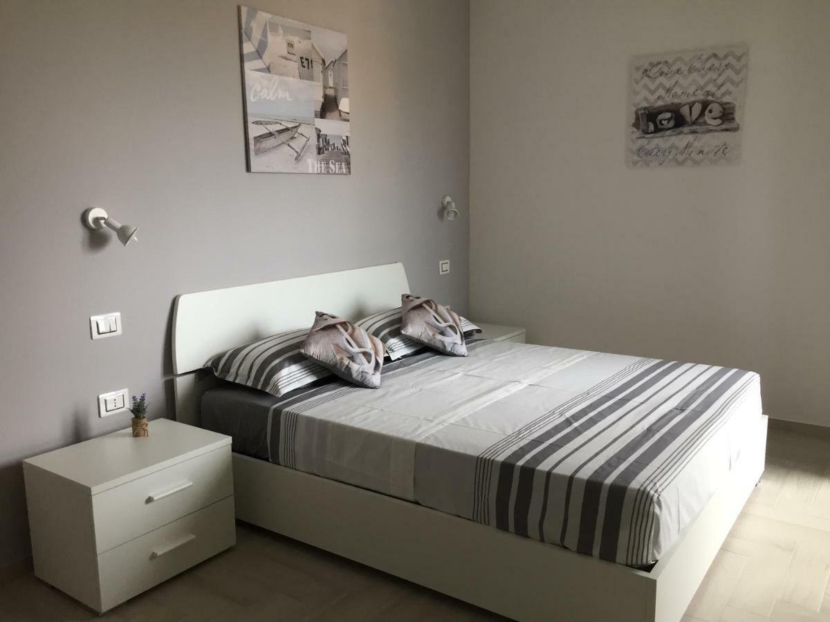 Le Domus Modern Apartments Cagliari Su Forti Eksteriør bilde
