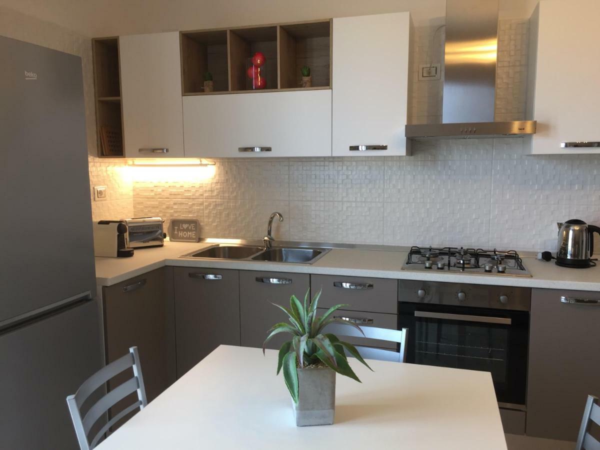 Le Domus Modern Apartments Cagliari Su Forti Eksteriør bilde