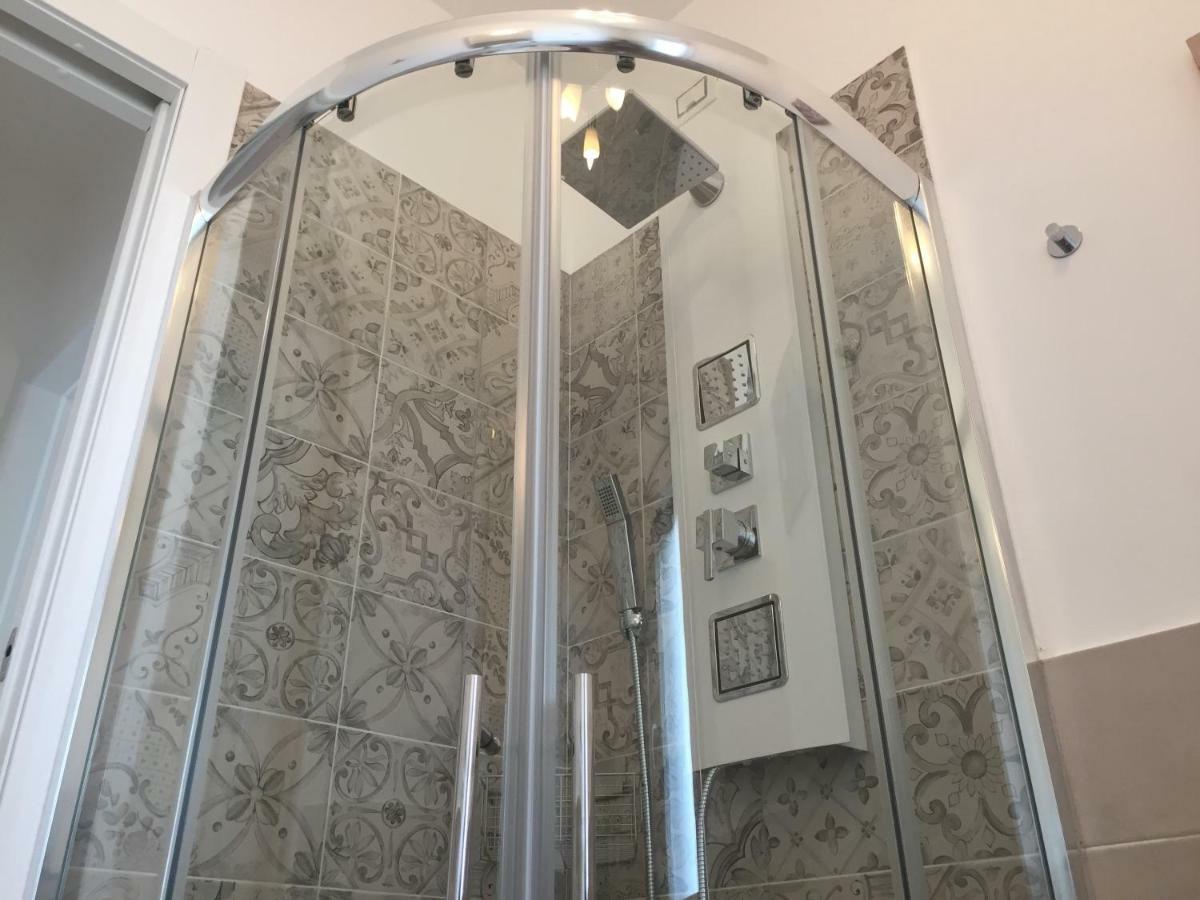 Le Domus Modern Apartments Cagliari Su Forti Eksteriør bilde
