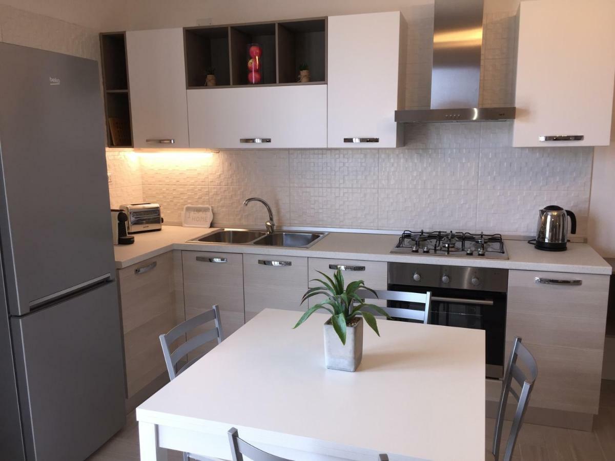 Le Domus Modern Apartments Cagliari Su Forti Eksteriør bilde